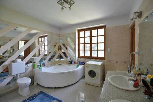 For sale family house 005