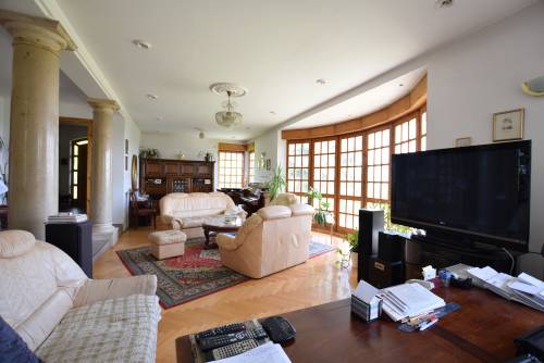 For sale family house 010