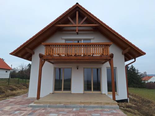For sale family house 002