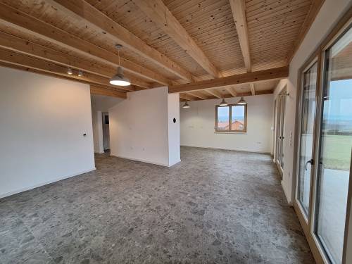 For sale family house 004