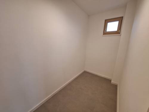 For sale family house 006