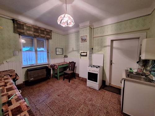 For sale family house 006
