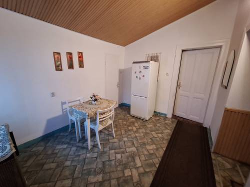 For sale family house 009
