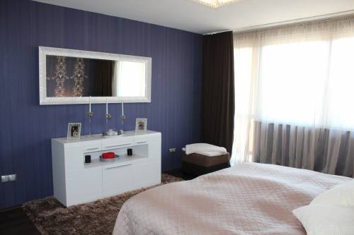 A great multi-storey family house is for sale 016