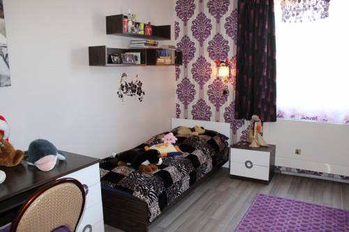 A great multi-storey family house is for sale 026
