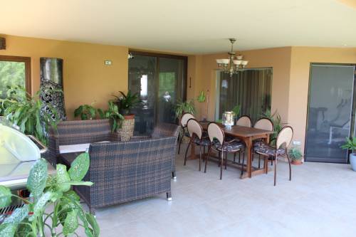 A great multi-storey family house is for sale 032