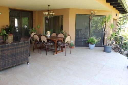 A great multi-storey family house is for sale 033