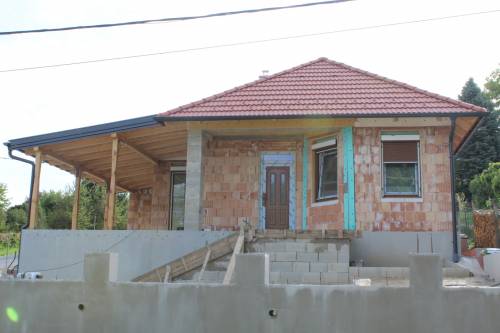 For sale family house 001