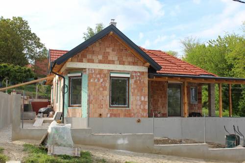 For sale family house 004